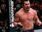 Бразильский боец UFC Баррозу в Мелитополе попросил у Путина гражданство РФ