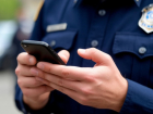  Юрист объяснил запорожцам, могут ли полицейские требовать разблокировать и показать телефон