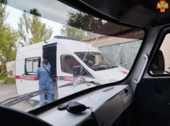 ВСУ ударили по гаражам скорой помощи в Михайловке