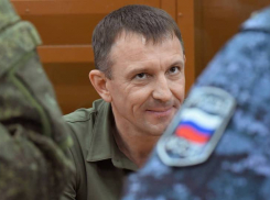 Генерал Попов попросил у Путина возвращение на фронт