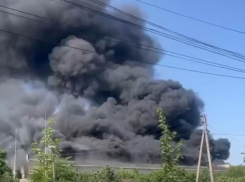 Жители Мелитополя сообщили о крупном пожаре у завода «Гидромаш»