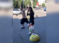 «Ой, там что-то выпало»: пробежка подростка с голым причиндалом попала на видео в Запорожье