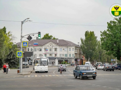 Где в Мелитополе зарядить телефон и набрать воду во время блэкаута