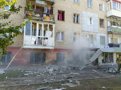 Ребёнок и 11 взрослых пострадали во время удара ВСУ по трехэтажке в Васильевке