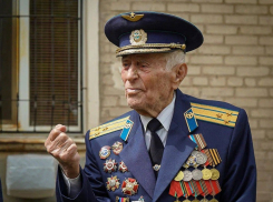 Ушел из жизни поднимавший флаг России над освобожденным Мелитополем ветеран ВОВ Капитонов
