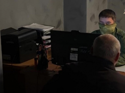 Пенсионер из Днепрорудного на камеру признался в даче взятки инспектору ДПС