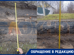 Огромный ров посреди улицы не могут закопать жителям Васильевки