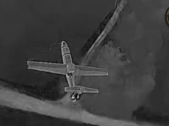 Появилось видео ночной охоты на дроны ВСУ возле трассы «Новороссия» под Мелитополем