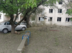 Власти Васильевки пообещали помочь с компенсацией жителям многоэтажки, поврежденной обстрелом ВСУ