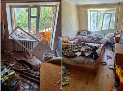 Появились кадры изнутри дома, по которому прицельно ударили боевики ВСУ в Васильевке 