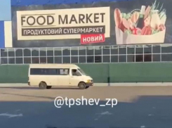 Утренний маршруточный беспредел сняли на видео жители Запорожья