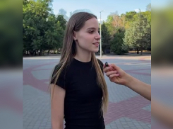 Сколько парень должен тратить на свою девушку, ответили мелитопольцы