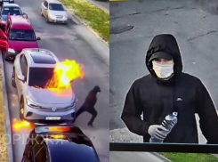 Загадочного поджигателя машины ищут в Запорожье