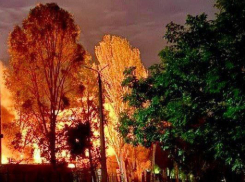 Загорелся завод, перебои со светом: как Запорожье перенесло рекордный удар по энергетике Украины