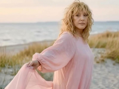 Изменявшей мужу в Запорожье Пугачевой предрекли громкое возвращение в Россию