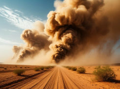 «Дышать нечем»: пылевая буря атакует Запорожье