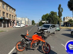 Подросток-мотоциклист попал в больницу после ДТП с иномаркой в Мелитополе