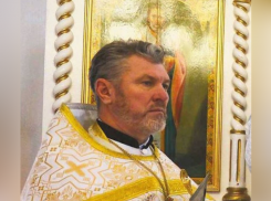 Пострадавшего от удара ВСУ настоятеля храма в Пологах Дмитриенко прооперировали