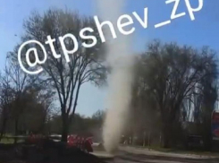 Синоптики объяснили появление нового мощного смерча в Запорожье 