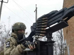 Сотрудники Росгвардии сбили беспилотник ВСУ из стрелкового оружия в Запорожской области