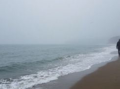 МЧС срочно предупредило запорожцев об опасном явлении на берегу Азовского моря