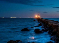 Бердянские спасатели достали из воды пловца почти в километре от берега