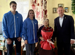 Ветеран ВОВ Анна Кирилова из Бердянска отметила 95-летний юбилей