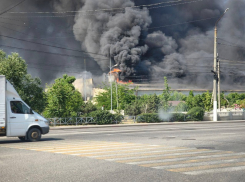 Губернатор Балицкий назвал причину крупного пожара на заводе «Гидромаш» в Мелитополе