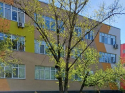 Украинский беспилотник упал во двор дома возле мэрии Энергодара