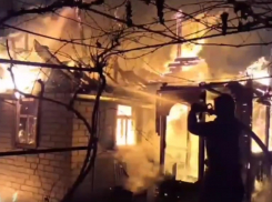 В Запорожской области после удара дрона ВСУ загорелась дача