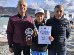 Запорожская спортсменка заняла первое место на международных соревнованиях по парусному спорту