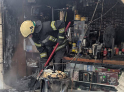 В Запорожье вспыхнул торговый киоск 