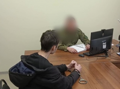 Подростки-мошенники попали под дело за кражу более 1 млн рублей у жителей Бердянска