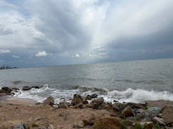 Вода в Азовском море остыла в разгар бархатного сезона