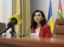 Мэр Запорожья Харченко стала одной из самых бедных чиновниц в Украине