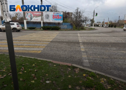 Мелитопольцы показали новый пешеходный переход в никуда