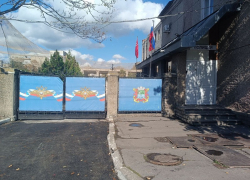 Бросок полицейского через себя обернулся для жительницы Бердянска уголовным делом