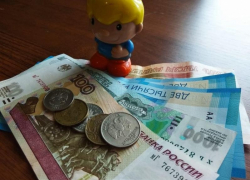 Коммунальщикам в Акимовке задолжали по зарплатам 2,2 млн рублей