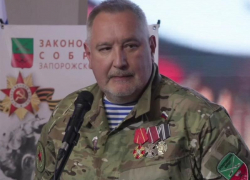 «Пора бить по центрам принятия решений»: Рогозин после массированной атаки ВСУ на Запорожскую область