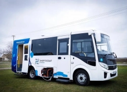 В Запорожской области борются с проблемами с электроснабжением при помощи мобильного центра