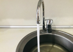 Вода резко пропала у жителей двух городов Запорожской области 5 августа