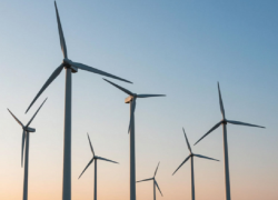 Дрон ВСУ ударил по ветрогенератору в Приморске