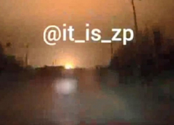 ВС РФ поразили промышленный объект в Запорожье: момент удара попал на видео 