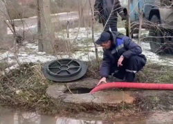 Балицкий заинтересовался ремонтом канализации на улице Бадыгина в Мелитополе