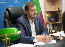 Балицкий обвинил ЕС и англосаксонские страны в срыве мирного урегулирования конфликта