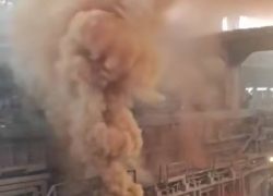 Сотрудник «Запорожстали» показал на видео жуткие выбросы на предприятии