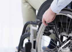 «Надежды больше нет»: жительница Мелитополя почти полгода не  может переоформить документы по инвалидности