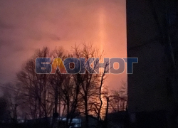 Эксперты объяснили появление «зловещего луча», уходящего в небо в Мелитополе