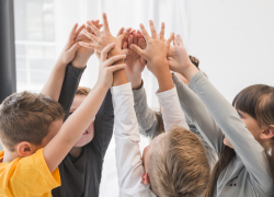 Евгений Балицкий поздравил жителей Запорожской области с Днём защиты детей