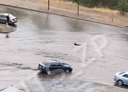 Мощный ливень накрыл и затопил город Запорожье